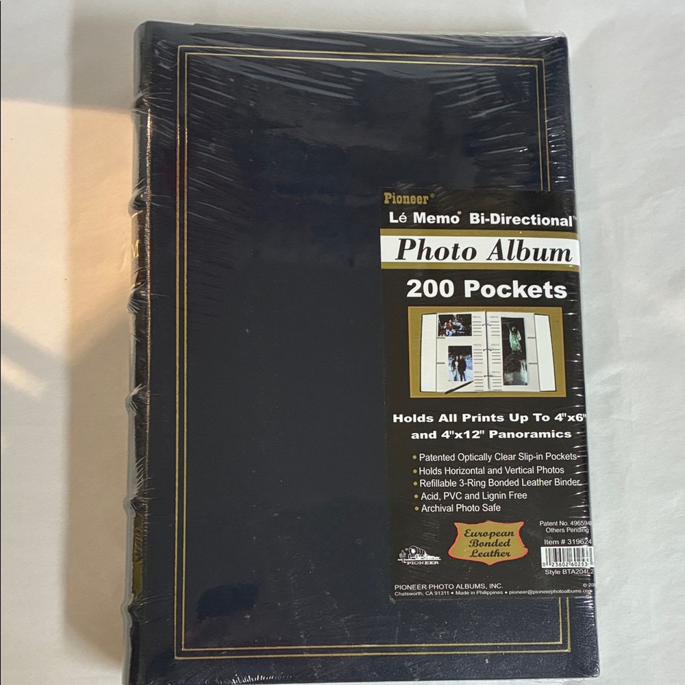 PIONEER Black and Gold Photo Album